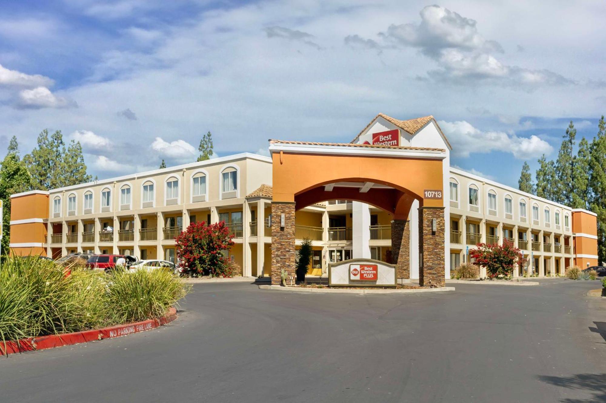 Best Western Plus Rancho Cordova Inn Exterior photo